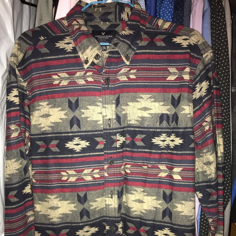 American Eagle button up